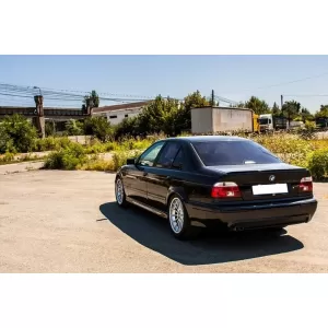 Body Kit BMW E39 5 (1995-2003) M5 Dizájn, ködlámpával, átlátszó/króm-image-6054893