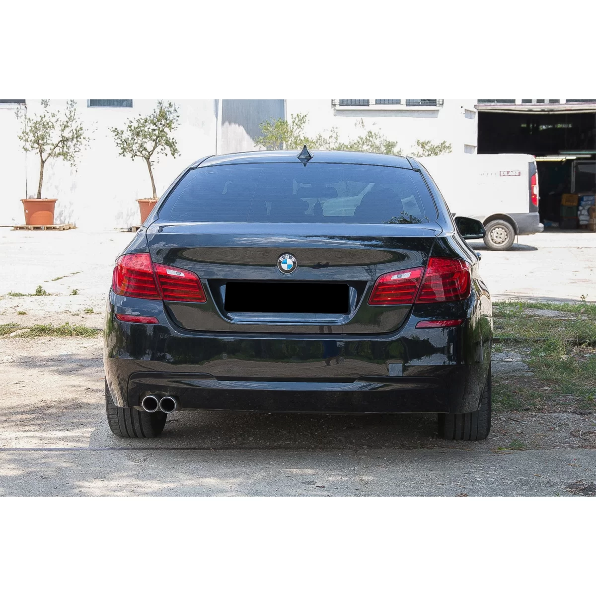 modal-image-6065940