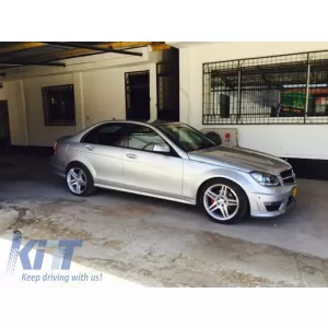 Kit Carrosserie pour Mercedes Classe C W204 07-14 Facelift C63 Look Phares LED DRL-image-5995112