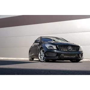 Zentral Grille für Mercedes CLA C117 X117 W117 2013-2018 GT-R Look Alles Schwarz-image-6075092