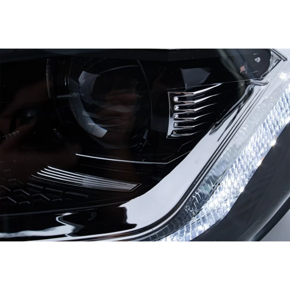 modal-image-6052379
