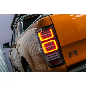 Taillights LED suitable for Ford Ranger (2012-2018) Clear with Sequential Dynamic Turning Lights