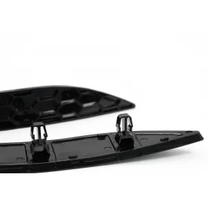 Bienenwabe Rückstrahlerabdeckung für VW Golf 7 5G 13-17 R & R-Linie Stoßstange-image-6086468