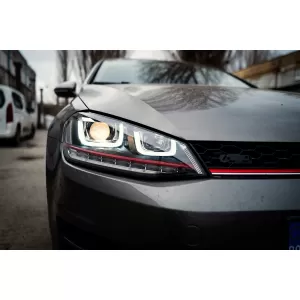 Zentraler Kühlergrill für VW Golf 7 VII 5G 13-17 rotem Streifen GTI Design-image-6101475