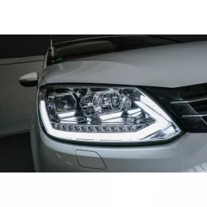image-31-Fényszóró VW Touran MPV (Facelift) (2010-2015), dinamikus irányjelzővel