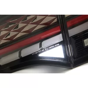 LED hátsó lámpák Tesla Model 3 (2017-2022) és Model Y (2020-2022) típusokhoz, dinamikus irányjelzővel-image-6110174