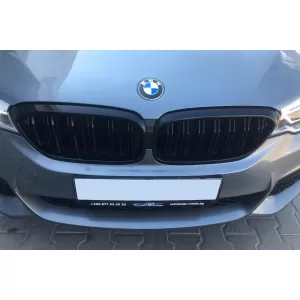 Gloss black double slat kidney grilles suitable for BMW 5 Series G30, G31 2017-2020