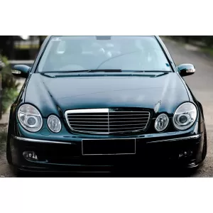 Chrome/black grille suitable for Mercedes E-Class W211 2002-2006