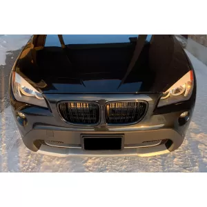 Double slatted kidney grilles in black lacquer suitable for BMW X1 E84 2009-2015