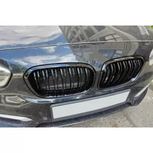Double slat kidneys in black lacquer suitable for BMW 1 Series F20 with 5 doors, F21 with 3 doors 2015-2019-image-6145789