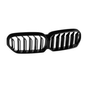 Iconic Glow illuminated kidney grilles suitable for BMW 5 Series G30, G31 2020-2023, black lacquer