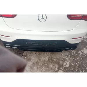 Diffusore di tipo GLC63 con terminali neri adatto per paraurti posteriore A Design su Mercedes GLC Coupe C253 2016-2022 -oo--oo-, con finitura nera-image-6156954