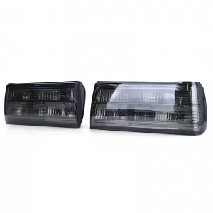 Fanali posteriori in vetro chiaro con fumo nero adatti per BMW Serie 3 E30 facelift-image-6195206