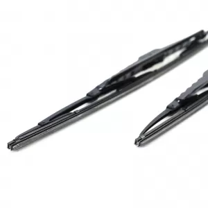 Hella wiper blades WB68 pair for Citroen C5 Mitsubishi Galant Nissan Primera