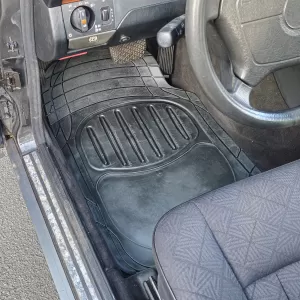 Rubber floor mat set black universal for cars and vans