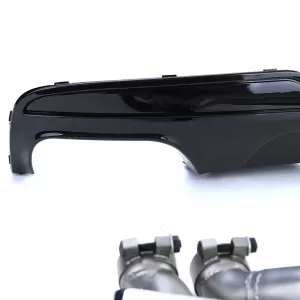 Diffusore posteriore lucido + conversione terminale duplex V8 adatta per BMW F10 F11 520 525 530-image-6200503