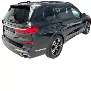 Set di modanature Shadow Line Gloss Black adatto per BMW X7 G07 dal 2019-image-6202626