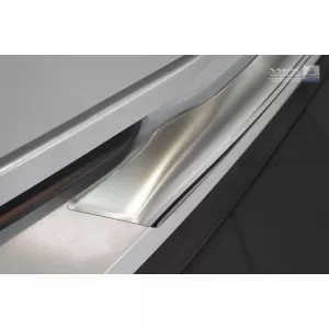 Protezione paraurti posteriore Avisa adatta per Toyota C-HR Crossover 2016-2019, dopo il 2019, cromo-image-6211736