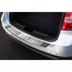 Avisa rear bumper protector suitable for Renault Laguna estate 2008-2015, chrome