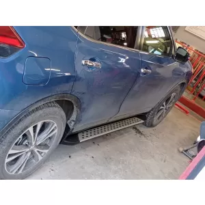 Pedane laterali adatte per Nissan X-Trail T32 2014-2020-image-6212618