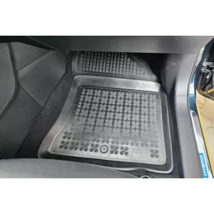 Mochete din cauciuc specifice, potrivite pentru Toyota Auris, Auris Hybrid 2012-2018, set de 3 piese, culoare neagră-image-6215172