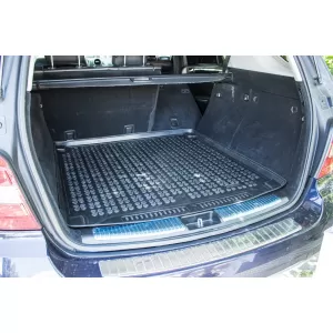 Rubber trunk mat suitable for Mercedes ML W164 2005-2011, black