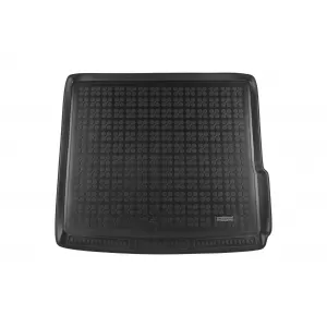 Rubber trunk mat by Rezaw-Plast suitable for Dacia Duster 4X4 2010-2018