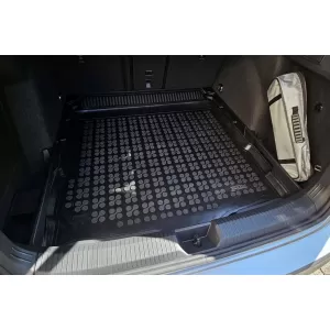 Rezaw-Plast gumi csomagtértálca Volkswagen Golf VIII wagon, Mild Hybrid 2019-től, alsó csomagtérpadló pozícióhoz-image-6218981