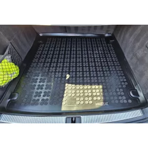 Rezaw-Plast gumis csomagtértálca Audi A4 B6, B7 kombi 2001-2008, Seat Exeo kombi 2009-2013-image-6219235