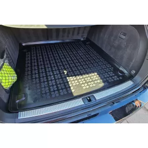 Rezaw-Plast gumis csomagtértálca Audi A4 B6, B7 kombi 2001-2008, Seat Exeo kombi 2009-2013-image-6219237