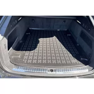 Rubber trunk mat by Rezaw-Plast suitable for Audi A6 C8 wagon after 2018