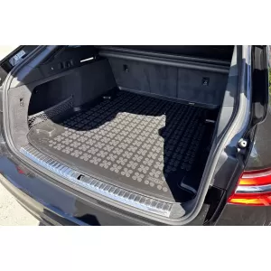 Rubber trunk mat by Rezaw-Plast suitable for Audi A6 C8 wagon after 2018