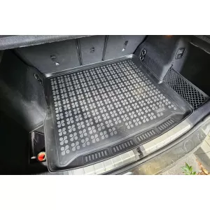 Rezaw-Plast gumis csomagtértálca BMW X1 F48 2015-2022 állítható hátsó ülések nélkül, X1 U11 2022-től állítható hátsó ülések nélkül-image-6219538