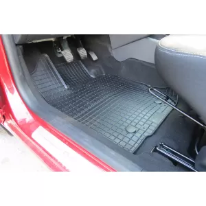 Mochete din cauciuc specifice, potrivite pentru Dacia Logan MCV după 2013, set de 4 piese, culoare neagră-image-6220385