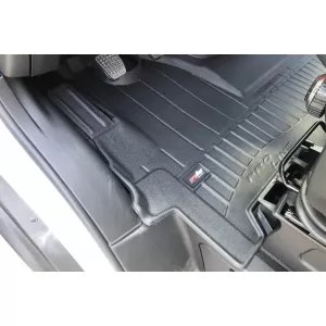Covor de cauciuc specific, potrivit pentru Iveco Daily VI după 2014, set dintr-o singură piesă, culoare neagră, cu garanție de 24 de luni-image-6222040