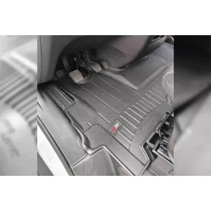Covor de cauciuc specific, potrivit pentru Iveco Daily VI după 2014, set dintr-o singură piesă, culoare neagră, cu garanție de 24 de luni-image-6222051