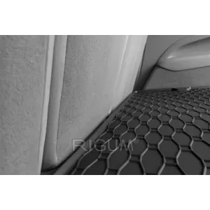 Covor de portbagaj din cauciuc de la Rigum potrivit pentru Audi Q7 2006-2015 cu 5 sau 7 locuri și cu rândul 3 de scaune pliat, negru-image-6224551