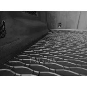 Rubber trunk mat suitable for Audi Q8 after 2019