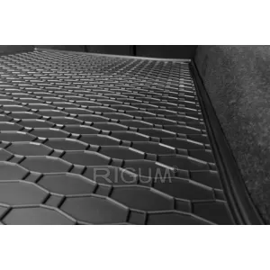 Rubber trunk mat by Rigum suitable for BMW 5 Series G30 sedan after 2017