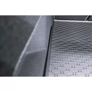 Rubber trunk mat by Rigum suitable for BMW X3, X3e PHeV after 2025