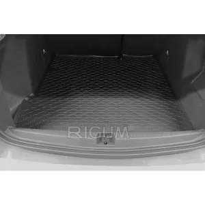 Rubber trunk mat by Rigum suitable for Dacia Duster 4x2 2010-2017, Duster 4x2 after 2018