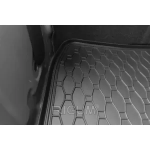 Rubber trunk mat by Rigum suitable for Dacia Spring after 2022
