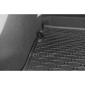 Rubber trunk mat by Rigum suitable for Hyundai i30 wagon after 2019 with side storage compartments