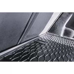 Rubber trunk mat by Rigum suitable for Hyundai i30 wagon, MHeV after 2012