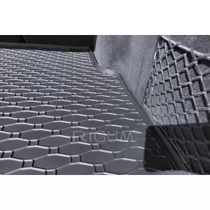 Rubber trunk mat suitable for Mercedes C class S204 wagon after 2007
