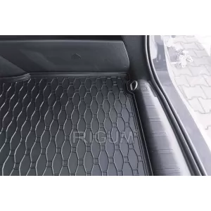 Rubber trunk mat by Rigum suitable for Peugeot 308 wagon after 2014, black