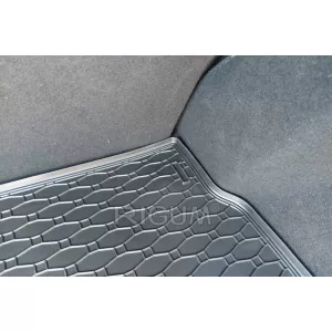 Rubber trunk mat suitable for Renault Megane hatchback after 2009