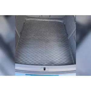 Rubber trunk mat by Rigum suitable for Skoda Superb Liftback after 2015