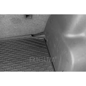 Rubber trunk mat by Rigum suitable for Skoda Fabia wagon 2007-2014