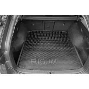 Rubber trunk mat by Rigum suitable for Skoda Octavia sedan, wagon after 2020